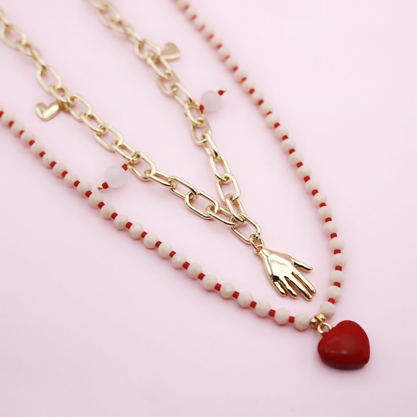 Set de Dos Collares Mano Corazón