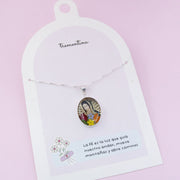 Collar Virgen de Guadalupe con Flores Eternas