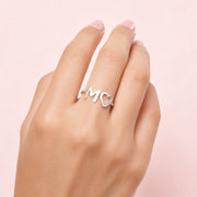 Anillo Letras Roman Corazón en Plata