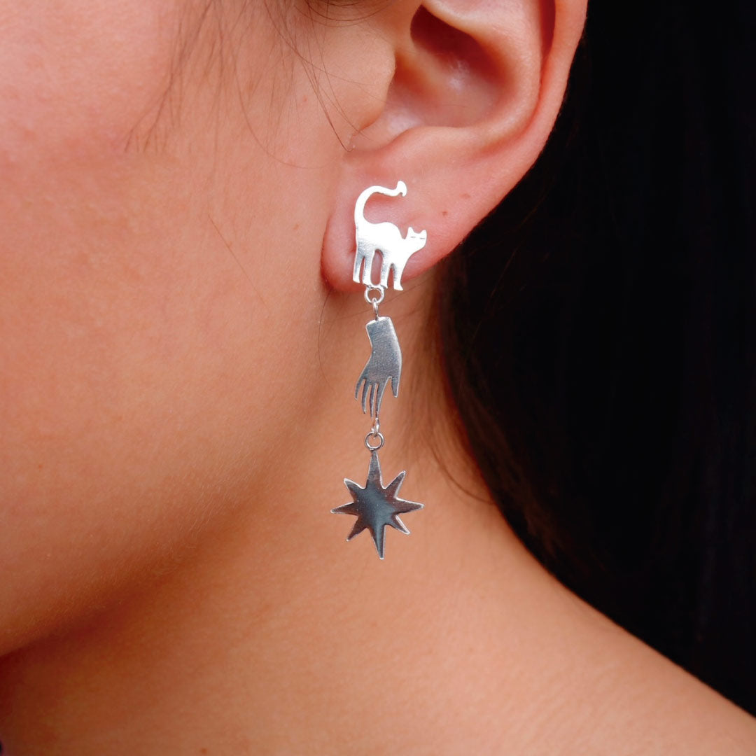 Aretes Largos Gato Mano Estrella