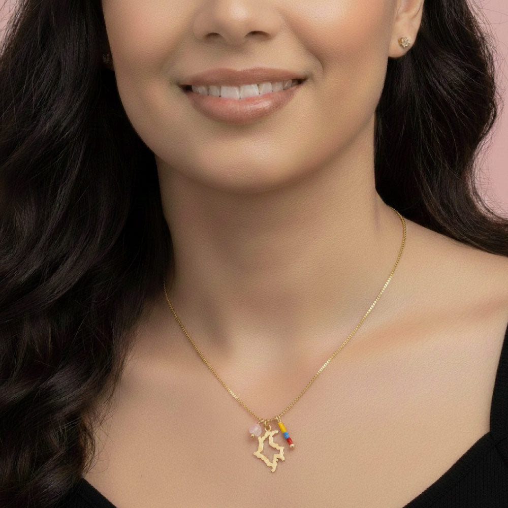 Collar Silueta Colombia Dorado con Mostacillas