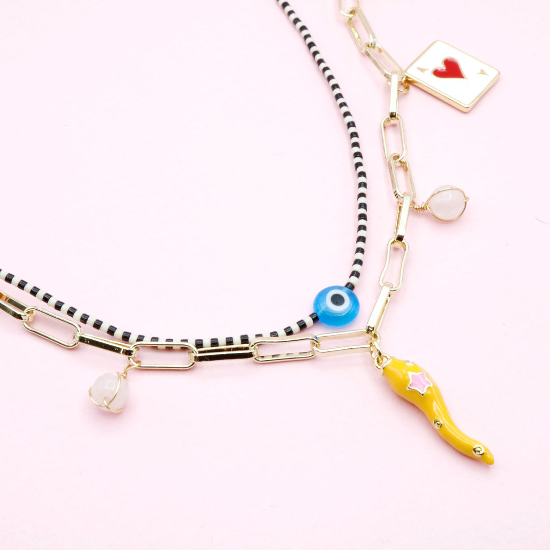 Set 2 Collares Dorado Amuletos