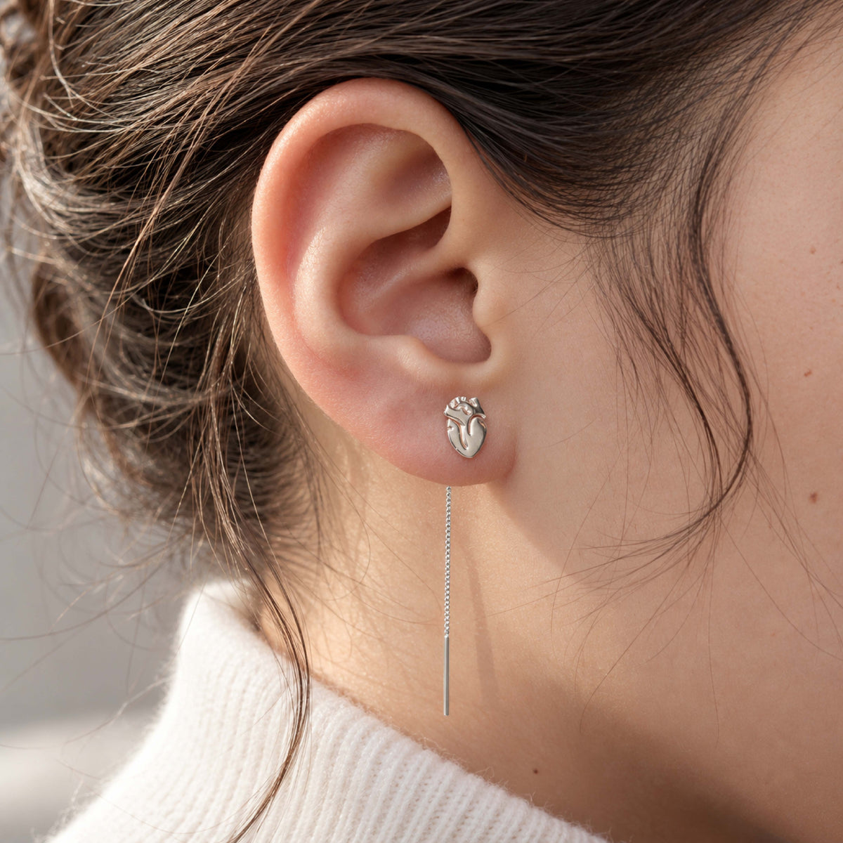 Aretes Corazón Anatómico Pasante en Plata