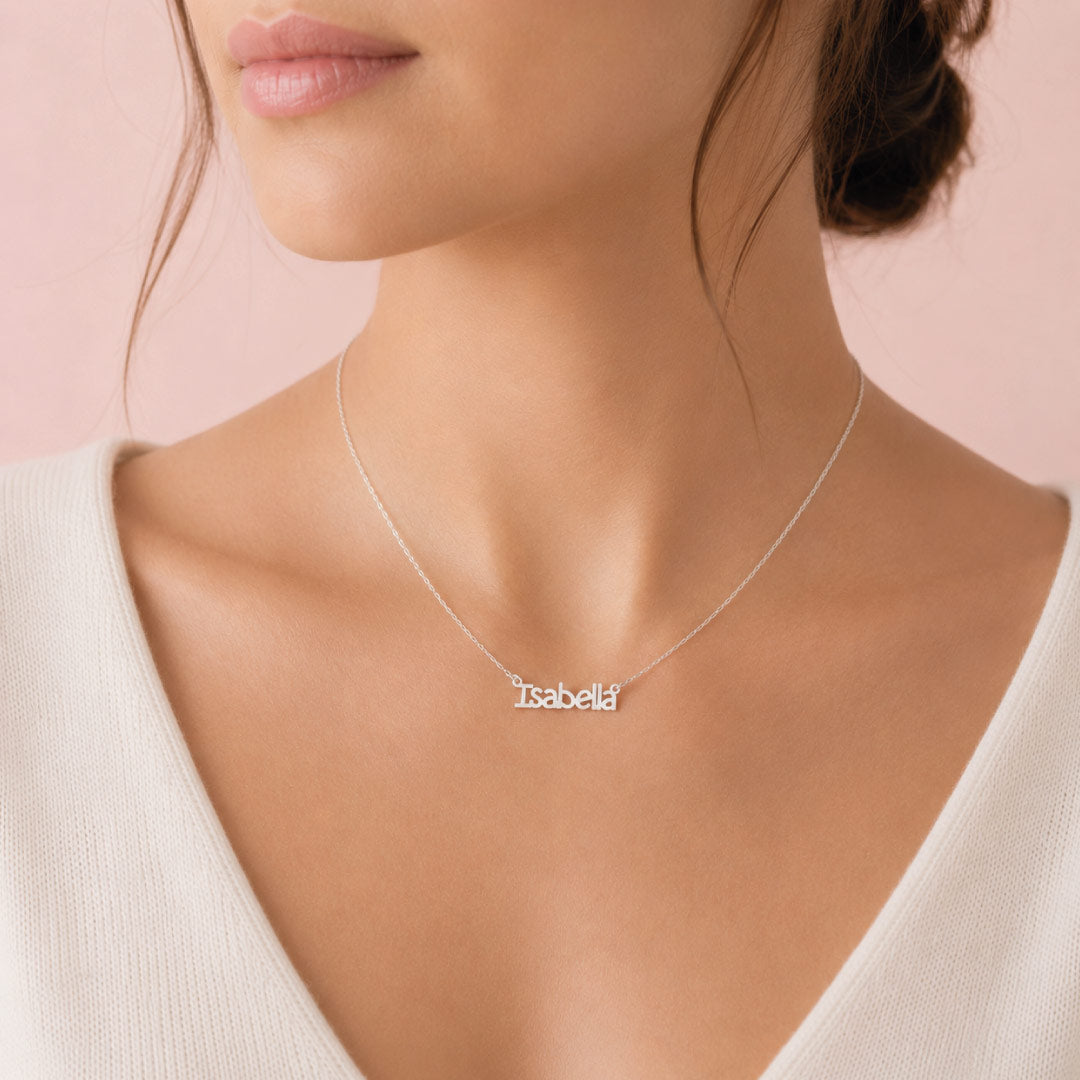 Collar Nombre o palabra Horizontal Isabella