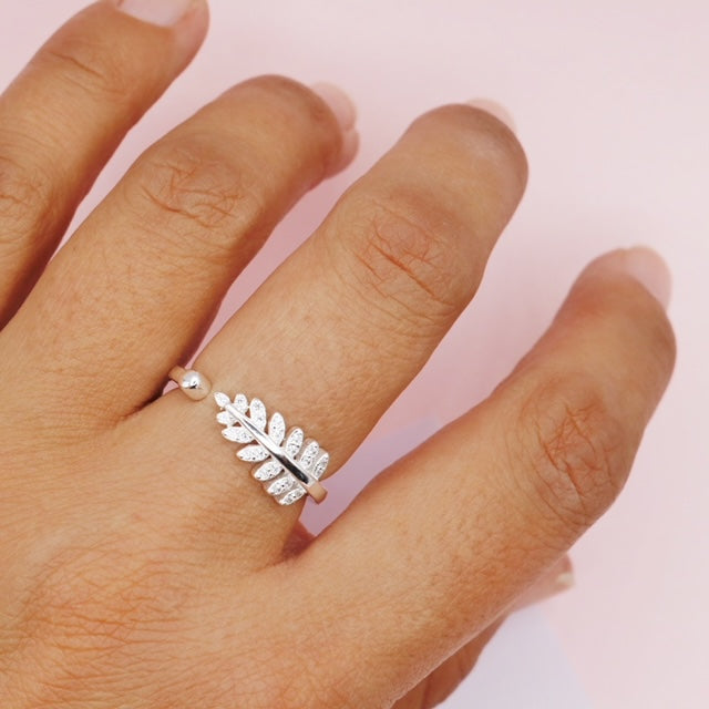 Anillo en plata Hoja
