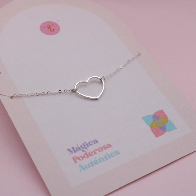 Pulsera en Plata Silueta Corazón