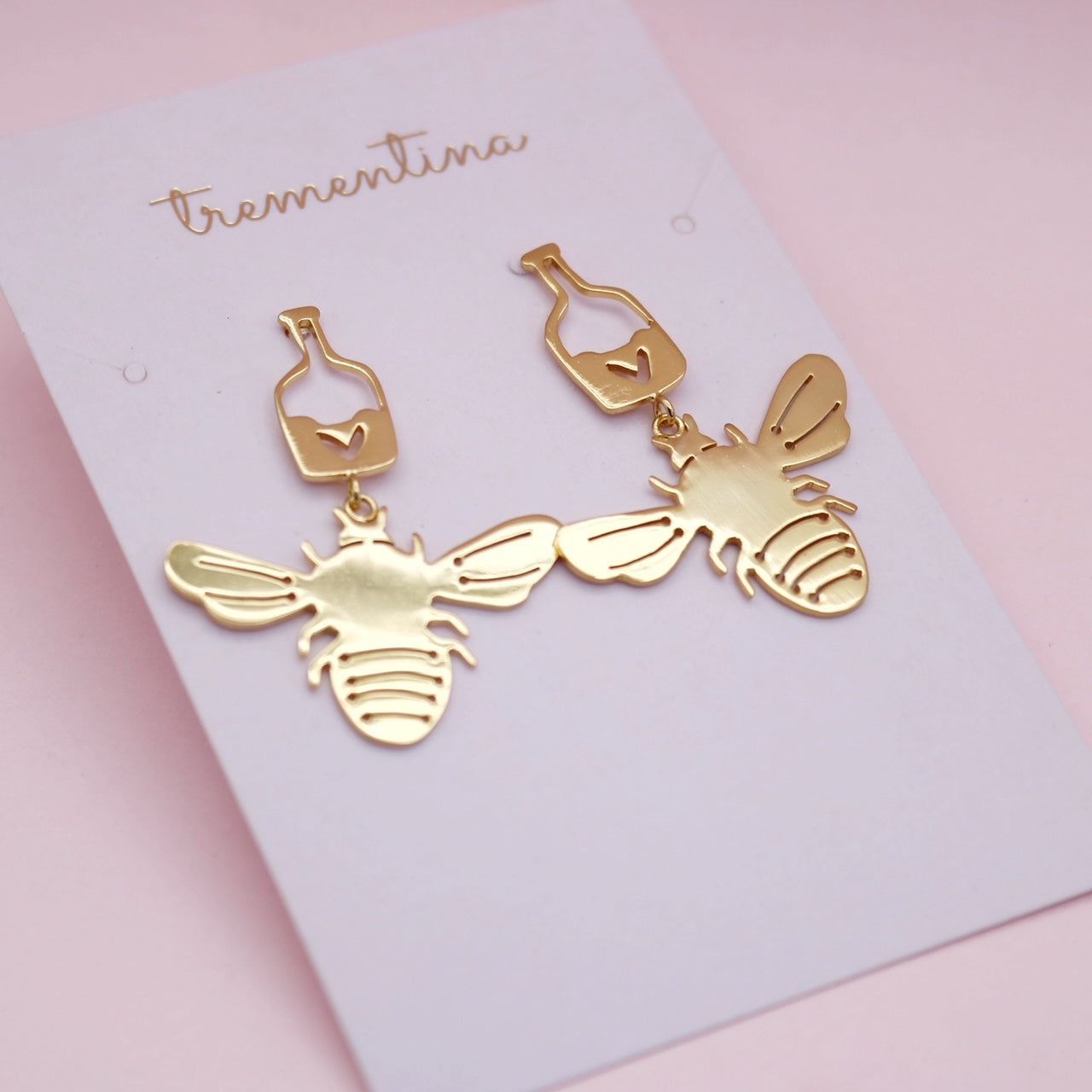 Aretes Dorados Abeja Encanto de Sirena