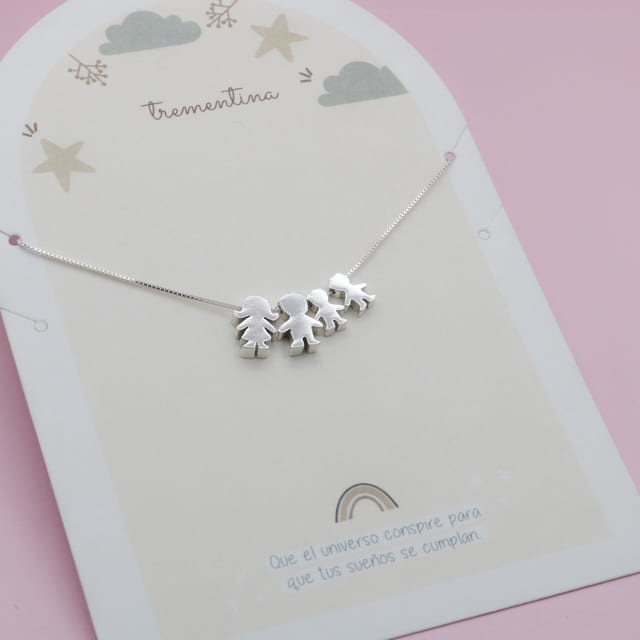 Collar Mi Familia Mamá - Papás 2 Hijos