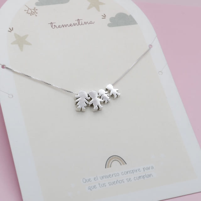 Collar Mi Familia Mamá - Papás 2 Hijos