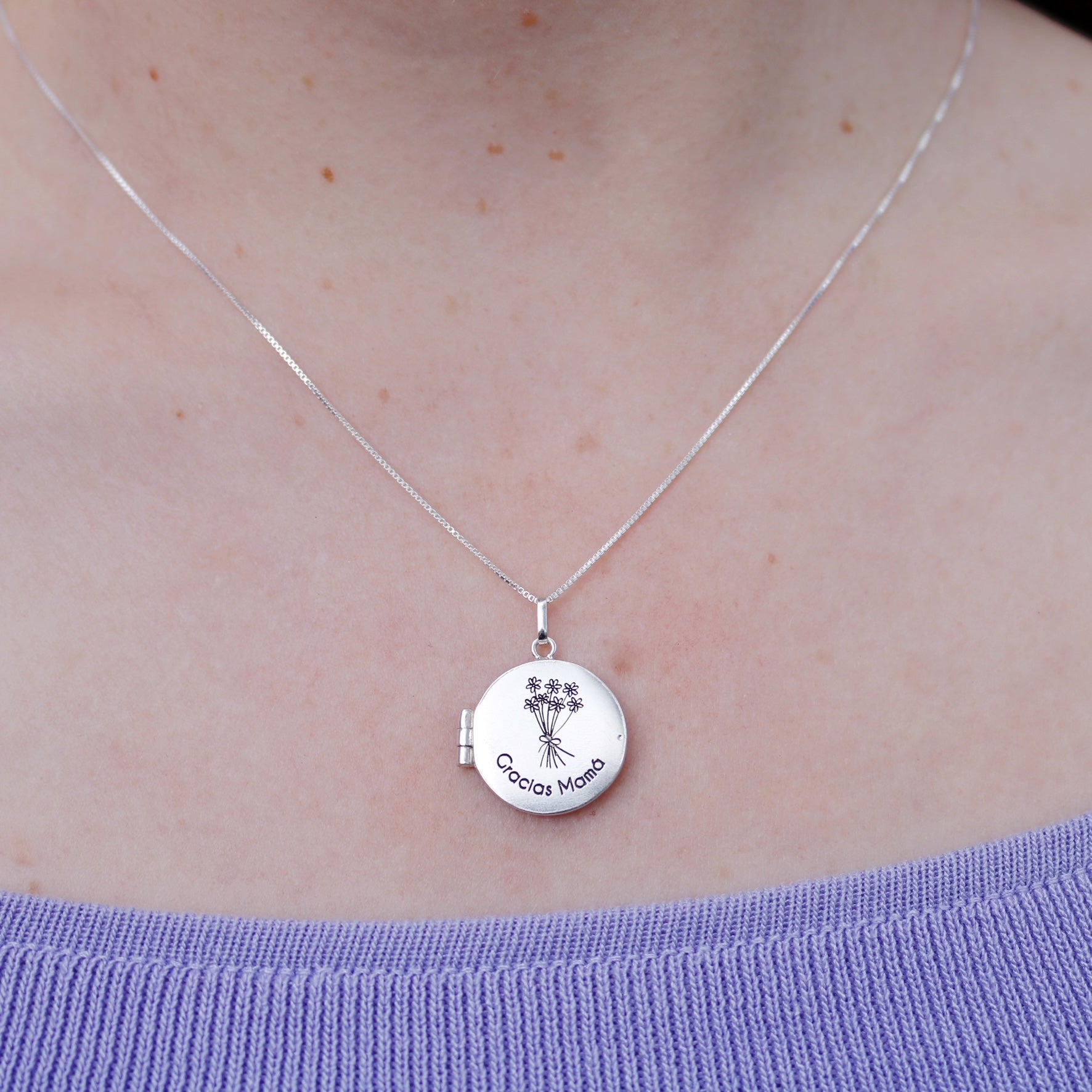 Relicario Circular Gracias Mamá