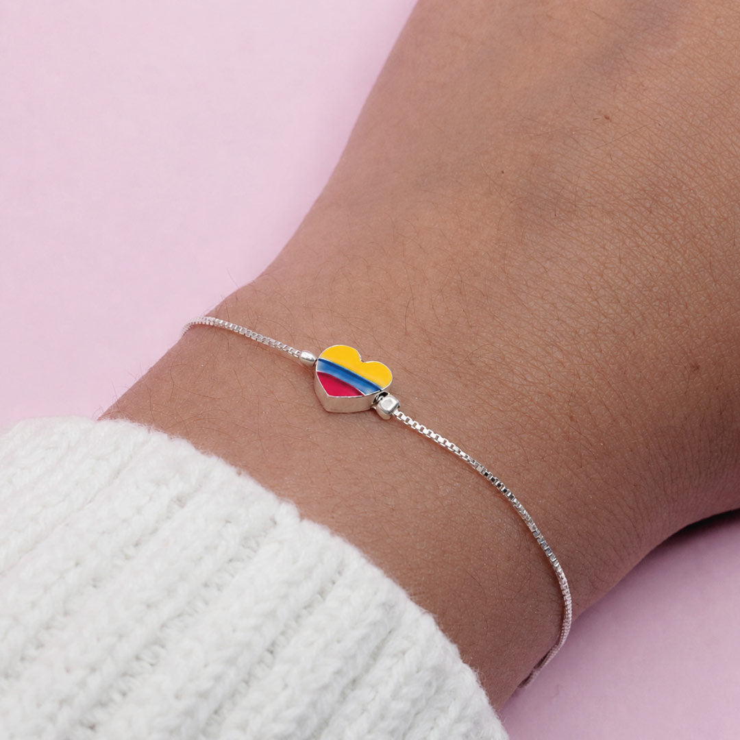 Pulsera Corazón con Colores de Colombia