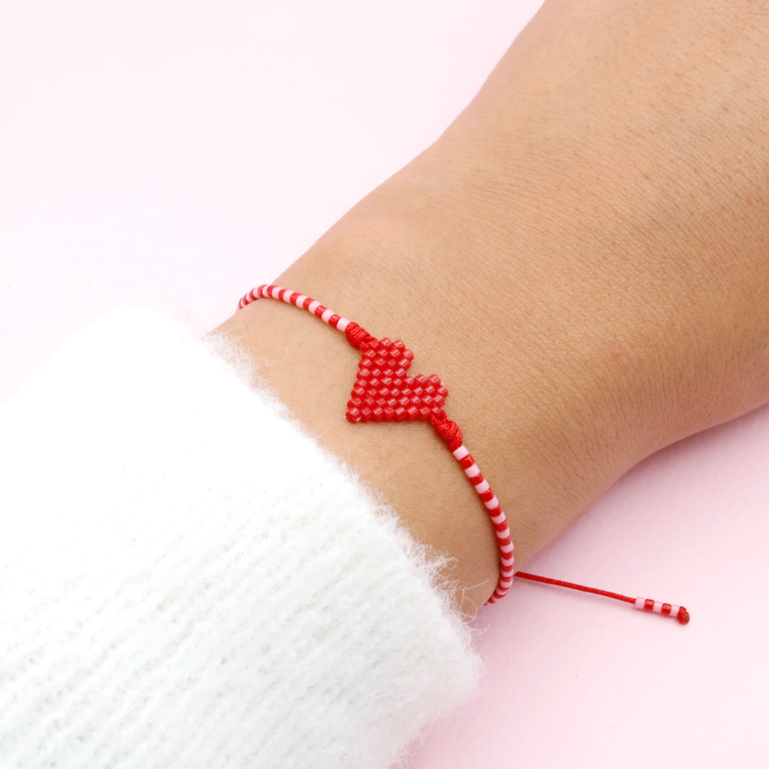 Pulsera Sencilla Mostacilla Corazón Rojo