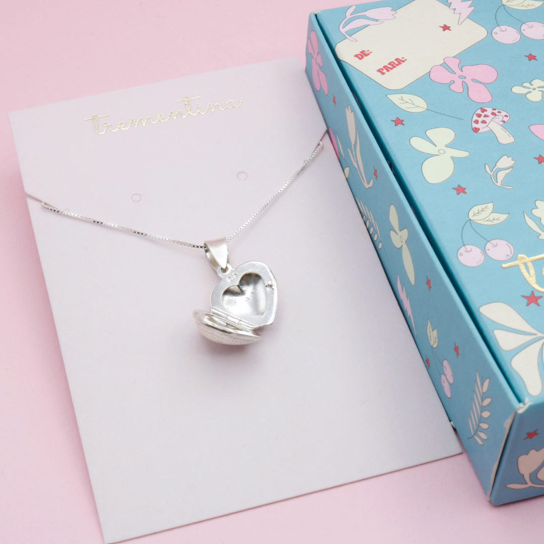 Relicario Corazón Franjas en Plata