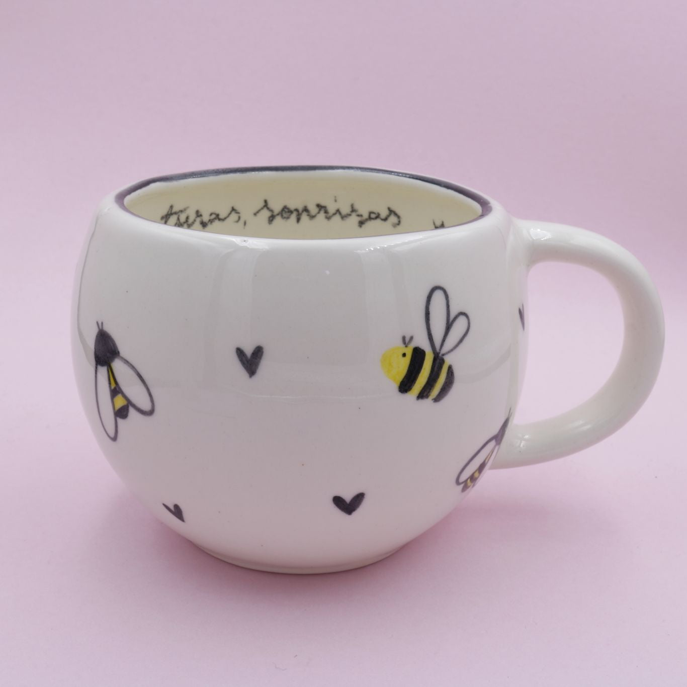 MUG ABEJITA "Sumemos Aventuras, Sonrisas y Sueños"