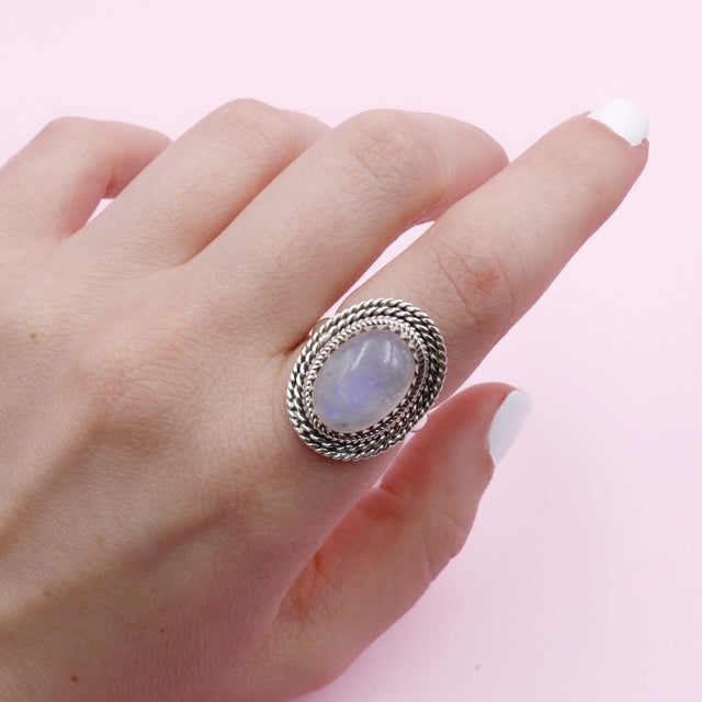 Anillo en Plata con Piedra Natural Piedra Luna